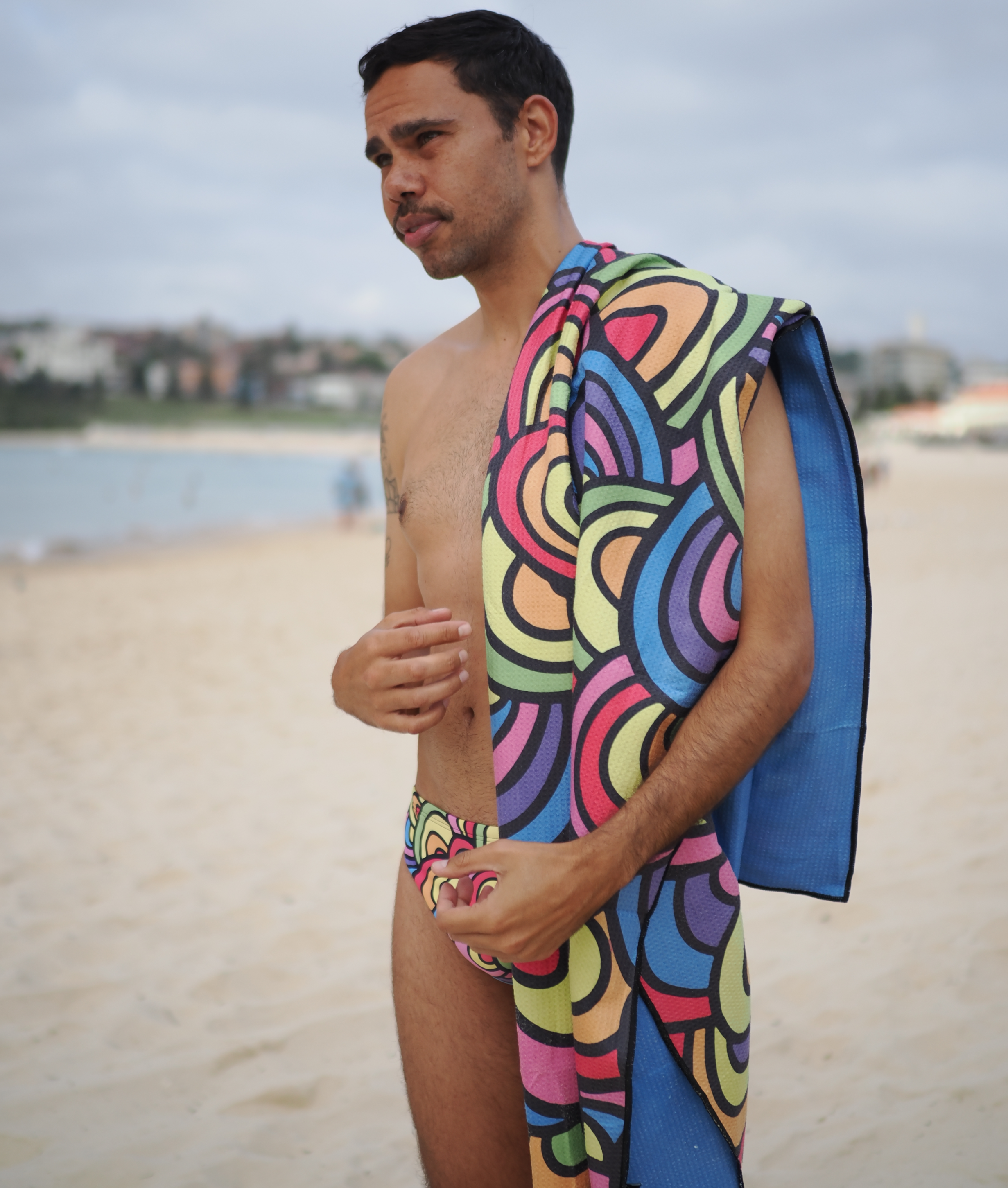 Gathering Pipis - Recycled Sand Free Beach Towel