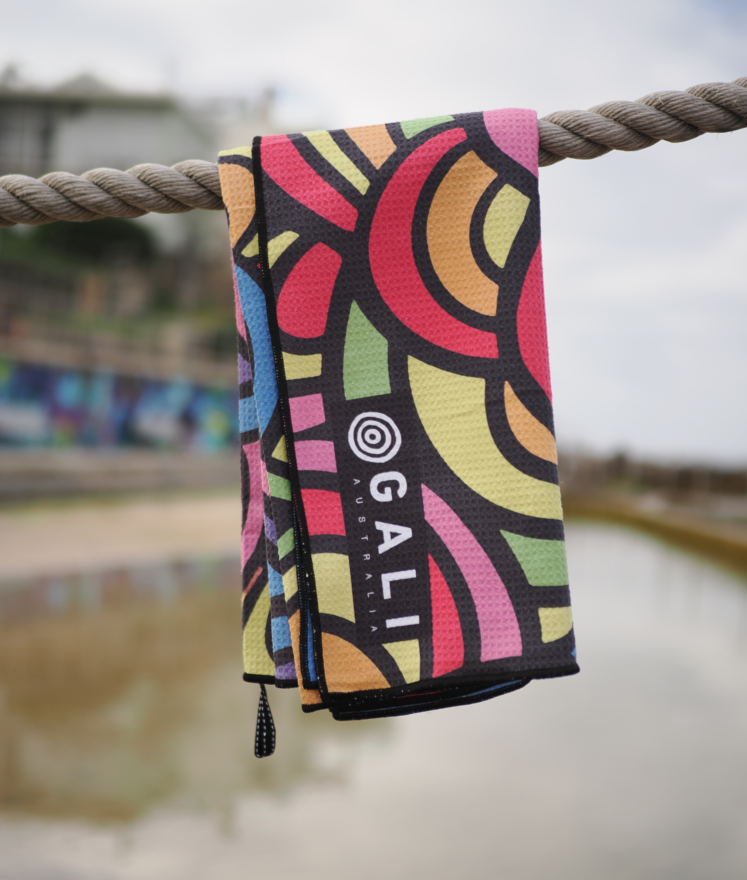 Gathering Pipis - Recycled Sand Free Beach Towel
