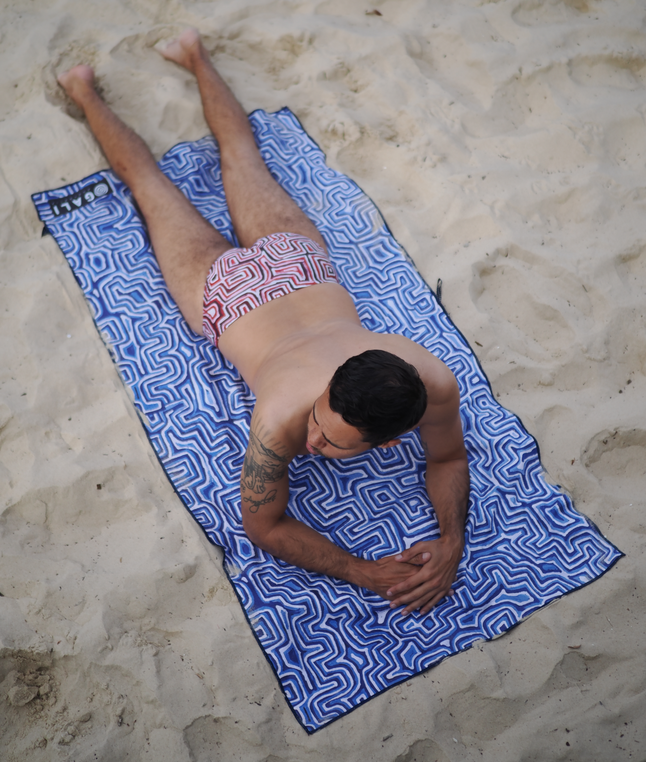 Lukarrara (Blue) - Recycled Sand Free Beach Towel