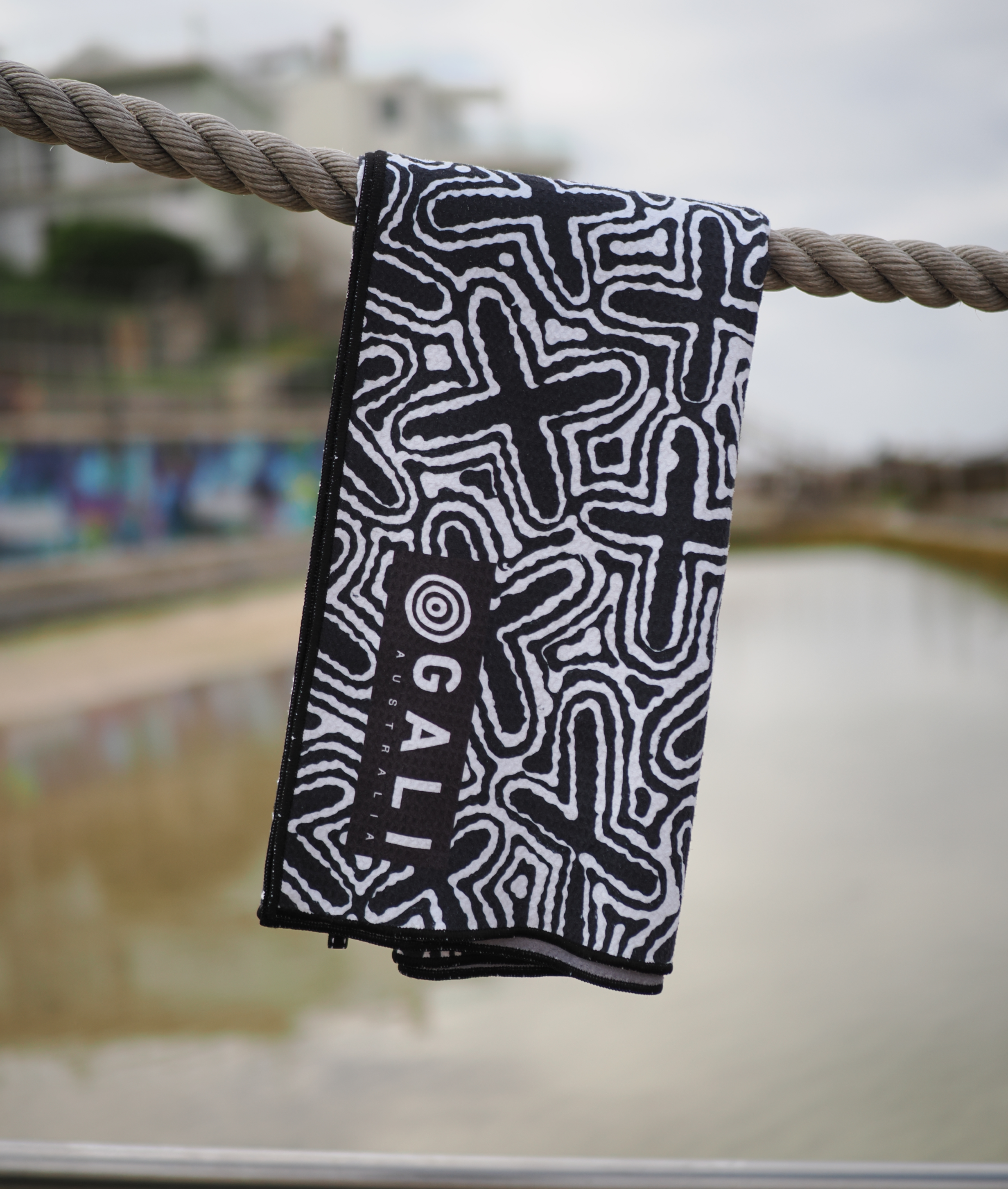Ngatijirri - Recycled Sand Free Beach Towel